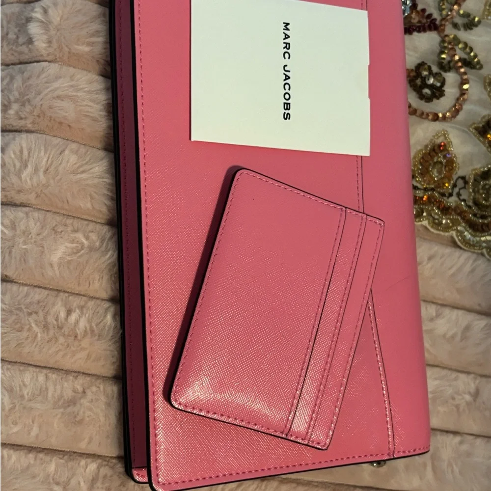 Marc Jacobs Pink Saffiano leather Crossbody Bag and Card Holder Set Like new! - Picture 15 of 16